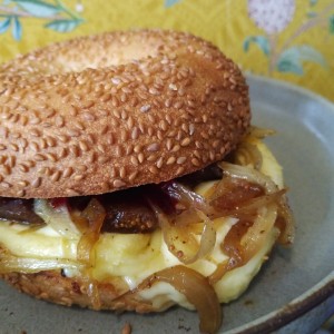 Blossom café utilise Les boites Nomades pour vos plats à emporter Zéro Déchet — 
