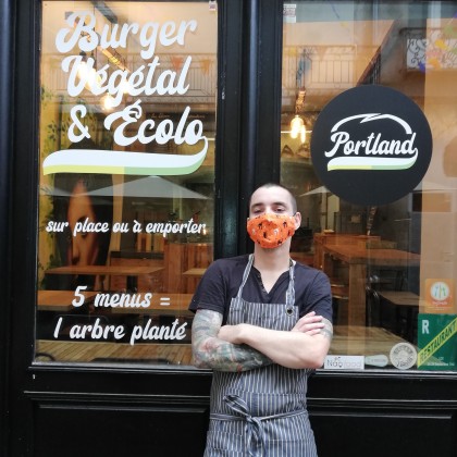 Photo de Portland burgers, membre de Bout à Bout, réseau de réemploi des bouteilles en verre en Pays de la Loire
