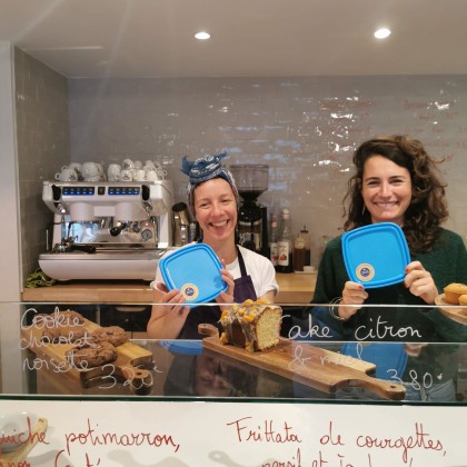 Photo de Clapton Café et Ateliers, membre de Bout à Bout, réseau de réemploi des bouteilles en verre en Pays de la Loire