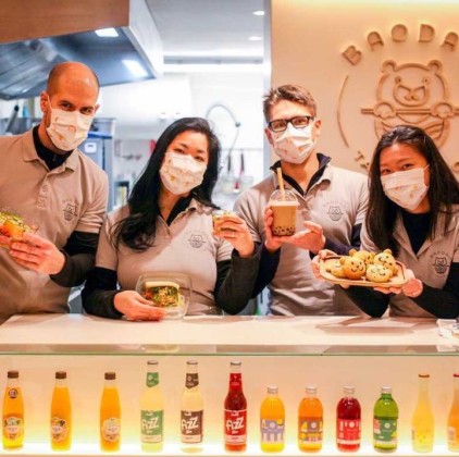 Photo de Bao Dao, membre de Bout à Bout, réseau de réemploi des bouteilles en verre en Pays de la Loire