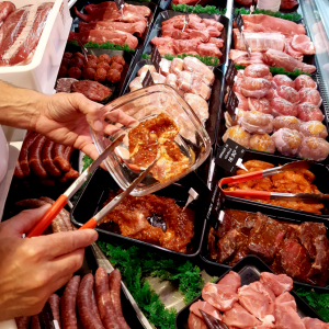 La Belle Tranche utilise Les boites Nomades pour vos plats à emporter Zéro Déchet — 316010630_1087551828547539_858795391696793536_n