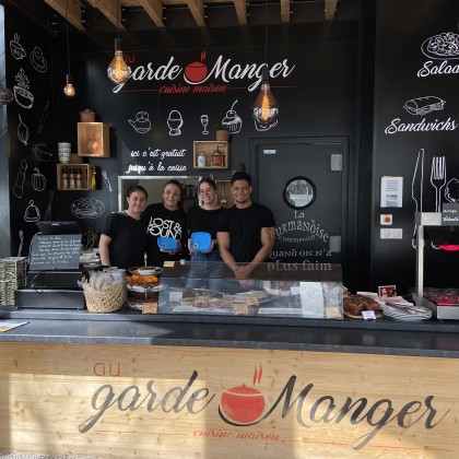Photo de Au Garde Manger, membre de Bout à Bout, réseau de réemploi des bouteilles en verre en Pays de la Loire