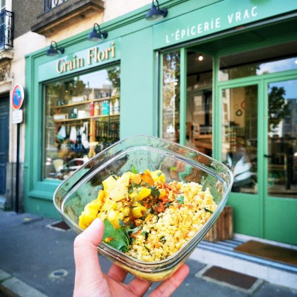 Photo de Grain Flori, membre de Bout à Bout, réseau de réemploi des bouteilles en verre en Pays de la Loire