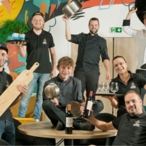 Photo de Ô Charfait, membre de Bout à Bout, réseau de réemploi des bouteilles en verre en Pays de la Loire