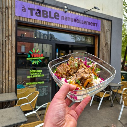 Photo de A Table Naturellement, membre de Bout à Bout, réseau de réemploi des bouteilles en verre en Pays de la Loire