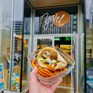 Yafel utilise Les boites Nomades pour vos plats à emporter Zéro Déchet — Yafel A