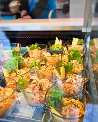 Photo de Dhandi, membre de Bout à Bout, réseau de réemploi des bouteilles en verre en Pays de la Loire