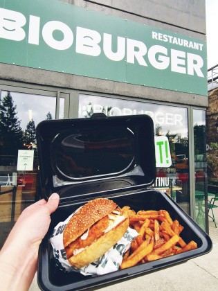 Photo de Bioburger Île de Nantes, membre de Bout à Bout, réseau de réemploi des bouteilles en verre en Pays de la Loire