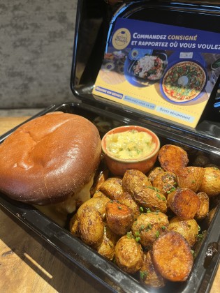 Photo de Les Cancans, membre de Bout à Bout, réseau de réemploi des bouteilles en verre en Pays de la Loire