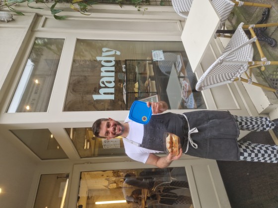 Photo de Handy, membre de Bout à Bout, réseau de réemploi des bouteilles en verre en Pays de la Loire